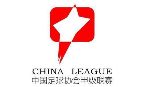 他的心中，虽然对外公一家当年的所作所为有些许埋怨，但潜意识里，对妈妈这边的亲人，仍旧有着血缘上的感情。